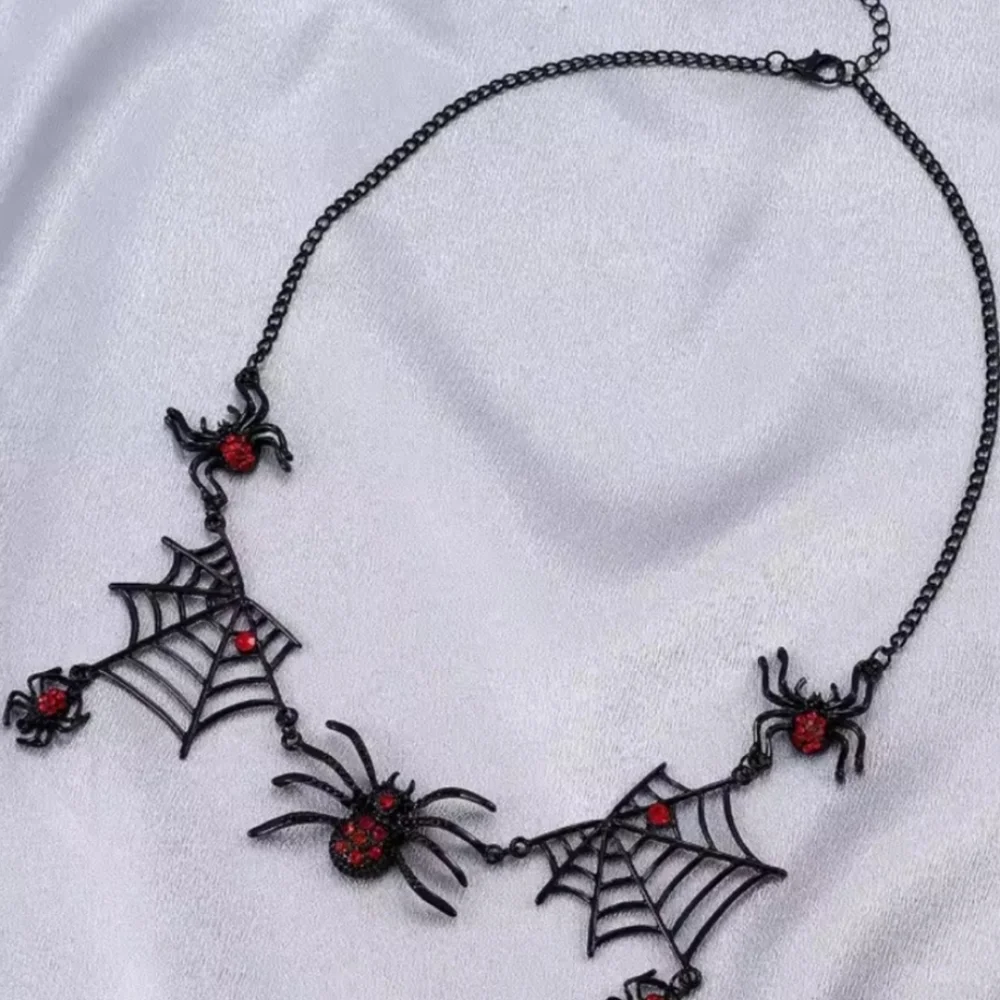 Halloween Party Black and Red Spider Web Necklace - Picture 2 of 6